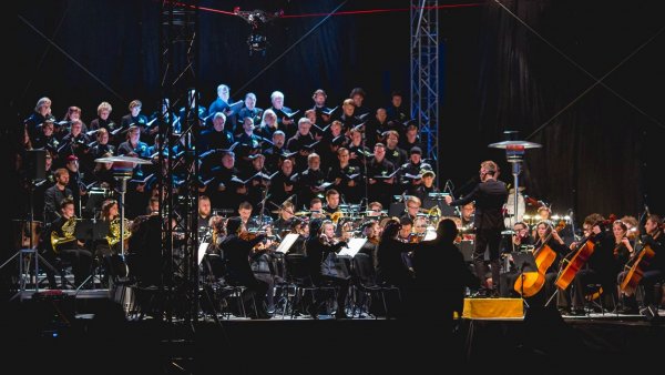 KSS a Police Symphony Orchestra v Adršpašských skalách, 2017, foto: Jaroslav Winter